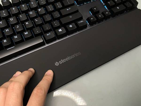 混合青軸設計 Apex 5【開箱】