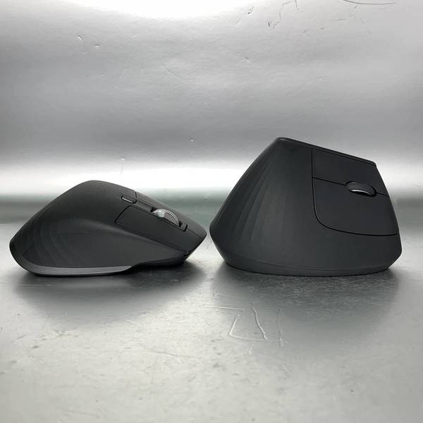 特殊設計 Logitech MX VERTICAL【開箱】