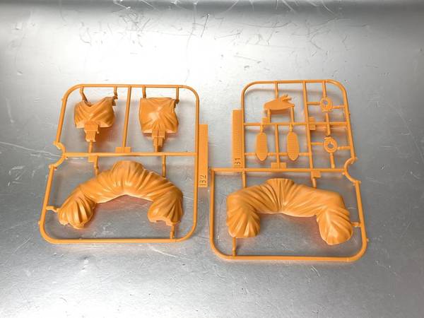 EG龍珠模型人偶 超藍悟空‧比達【素組】