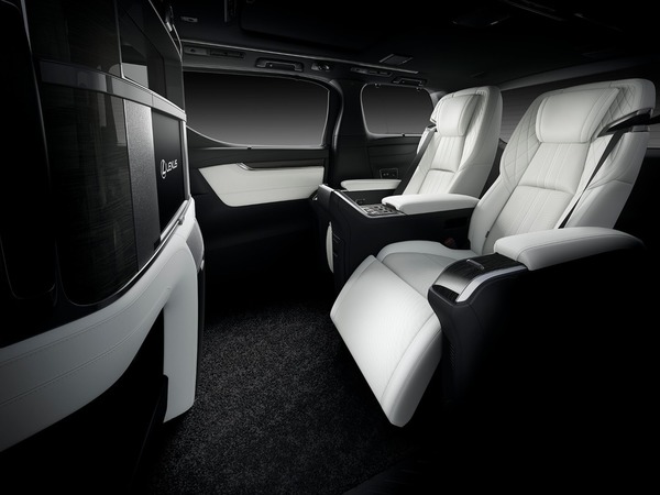 【e＋車路事】凌志 Lexus LM350 超豪 MPV 登場 150 萬有找嘆 4 座 Emperor Suite