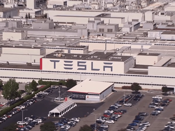 【e＋車路事】Tesla 違居家令宣布加州工廠復工 Elon Musk 揚言「如拘捕請抓我」