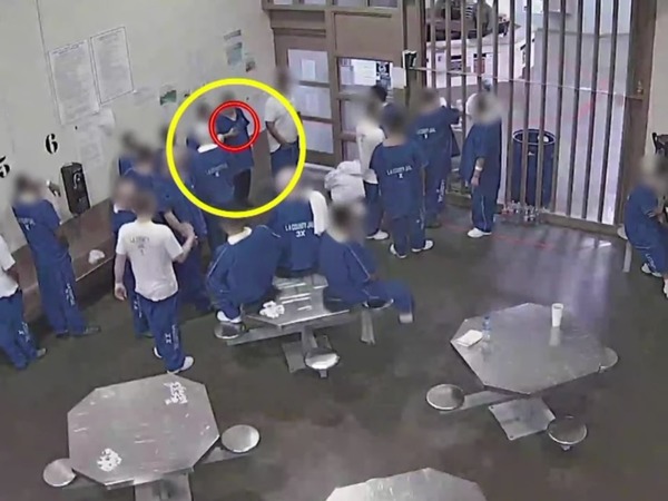 【新冠肺炎】洛杉磯監獄囚犯故意共用水樽口罩  搏互傳病毒染疫提早獲釋 