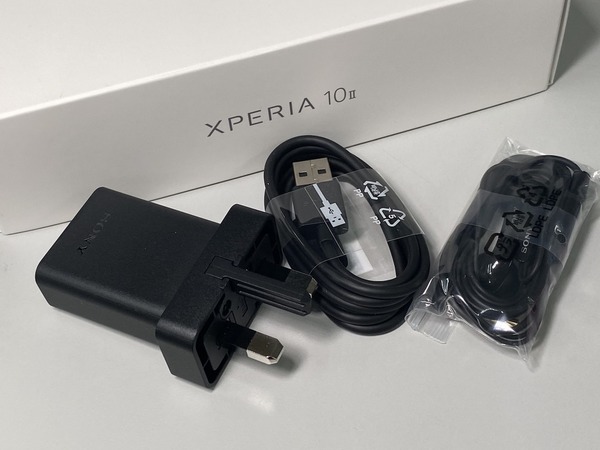 Sony Xperia 10 II 上手試！中階機手感外形超班