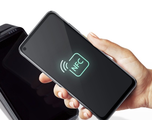 HTC 發布首款 5G 電話 U20 5G