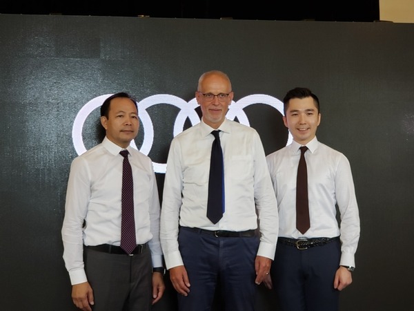 【e＋車路事】Audi RS Q8 到港  203 萬買林寶 Urus「兄弟車」？ 