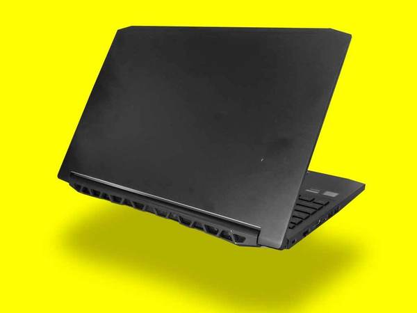 Acer、Lenovo 內容創作筆電    機身輕巧定高效能好？