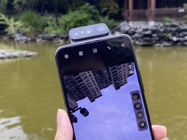 ASUS ZenFone 7 系列港行發佈【上手試】翻轉式三鏡頭攝力實測