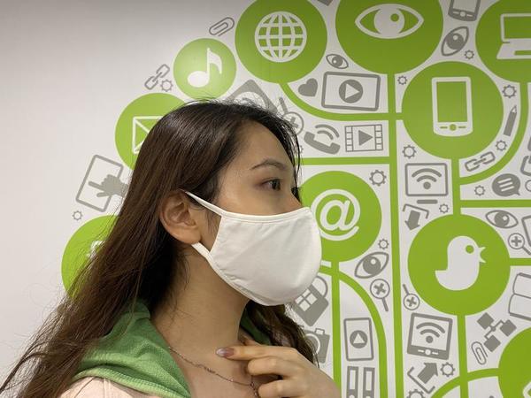 【香港開賣】Uniqlo AIRism 口罩率先試戴 超透氣但鼻樑位易下滑