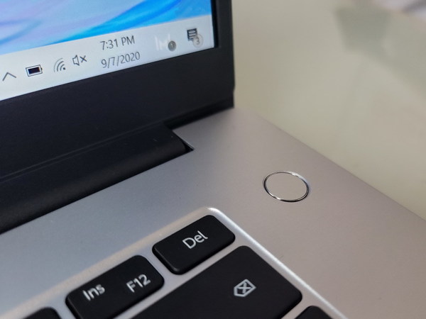 AMD 輕薄作！   Huawei MateBook D15 金屬一體化