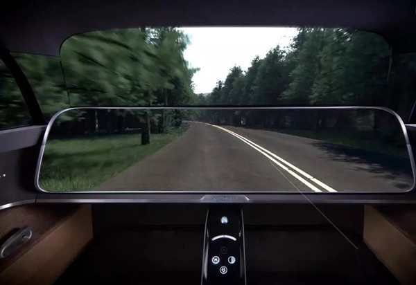 【e＋車路事】日本概念車活用光學迷彩 「透明」儀表板擴闊視野