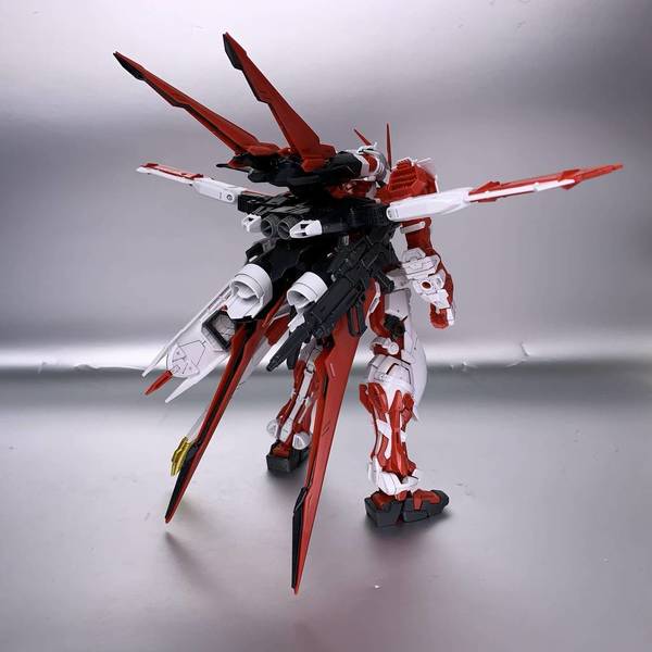 MG紅色迷惘高達飛行裝備【素組】