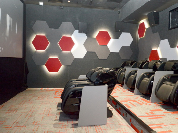 探索太空科幻主題影院！香港北角匯2期ACX Cinemas全新開幕 | 高清畫面、強勁音效、按摩椅享受