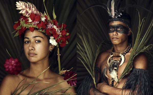 英攝影師紀錄地球上最偏遠部落  靠騎馬代步不受科技影響