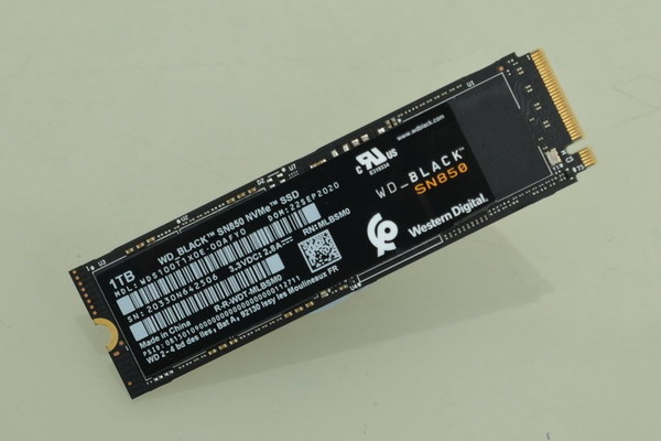 WD Black SN850 NVMe SSD 實測！7070MB／s 超極速！
