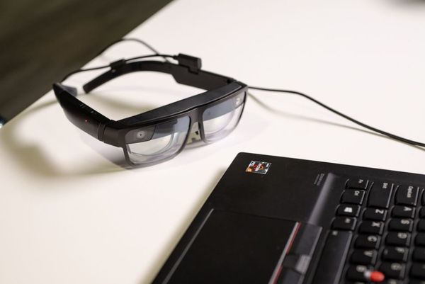 【CES 2021】Lenovo ThinkReality A3 頭戴裝置玩 5 個虛擬屏幕