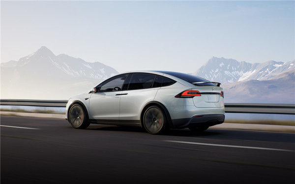 【e＋車路事】Tesla Model S／X 車廂大更新 續航力性能同樣大增