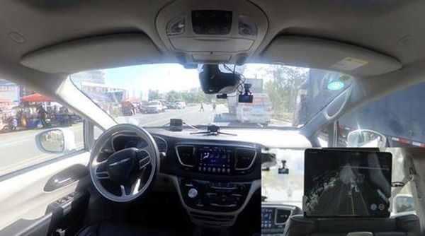 AutoX 無人駕駛的士  深圳推出供民眾使用