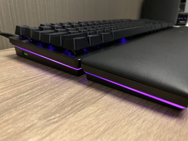 類比光軸遊戲實測 Razer Huntsman V2 Analog【開箱】