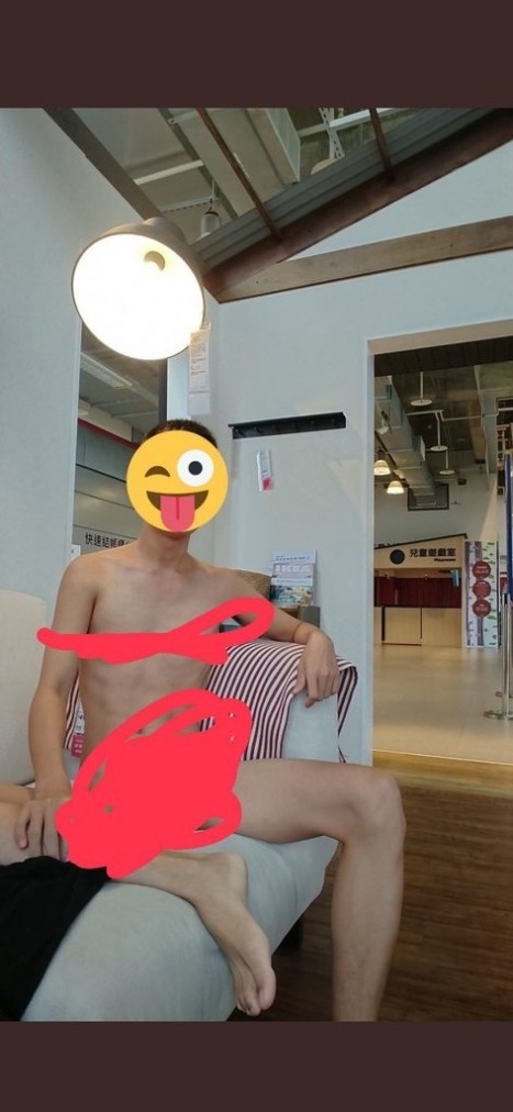 台男 IKEA 内拍裸照  全裸坐梳化遭網民批噁心