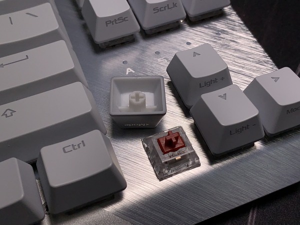 【打機裝備】STRIX Scope NX TKL‧Impact II 信仰月光白系列 