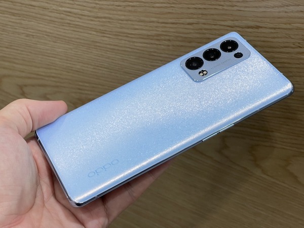 【光斑人像濾鏡】 OPPO Reno6 港行登場！型號規格與水貨有別 拍攝能力初試