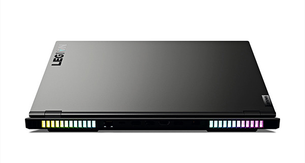 緊貼市場潮流 貼心產品設計 Lenovo