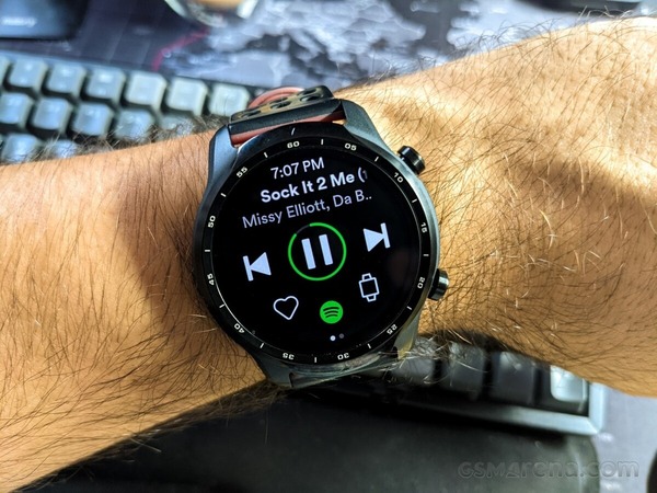 《Wear OS》智能手錶   實現《Spotify》離綫播放