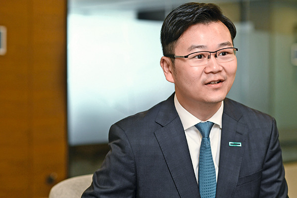 彈性雲端原生支援 HPE Alletra領航數據經濟