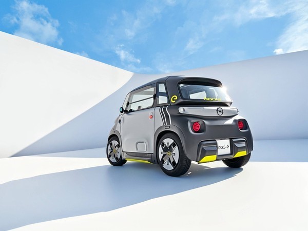 【e＋車路事】Opel Rocks-e 微型電動車年底上市 可愛外觀像卡通車