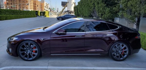 【e＋車路事】Tesla 將新增 3 種車身顏色  可揀 Elon Musk「專用色」？