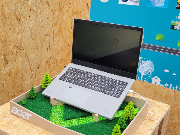 【開箱影片】Acer 在港推出環保筆電 Vero! 全機使用回收物料製成 新機上手試