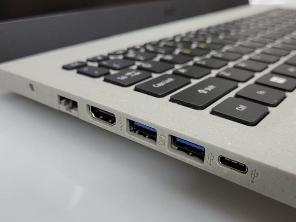 Acer Aspire Vero 超環保筆電    大量回收物料打造