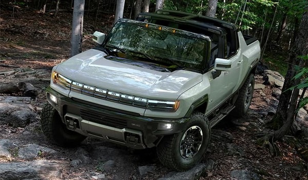【e＋車路事】Hummer EV 夠風趣  彩蛋狂「踩」Tesla Cybertruck？