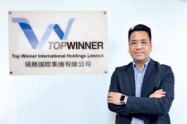 Top Winner 引入 UNIQ 產品 質素為先 高要求的手機用戶之選