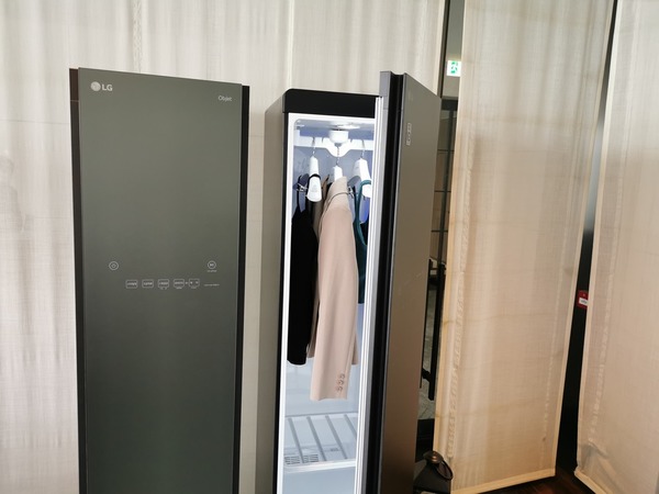 LG 香港推 PuriCare AeroTower 三合一冷暖空氣淨化風扇