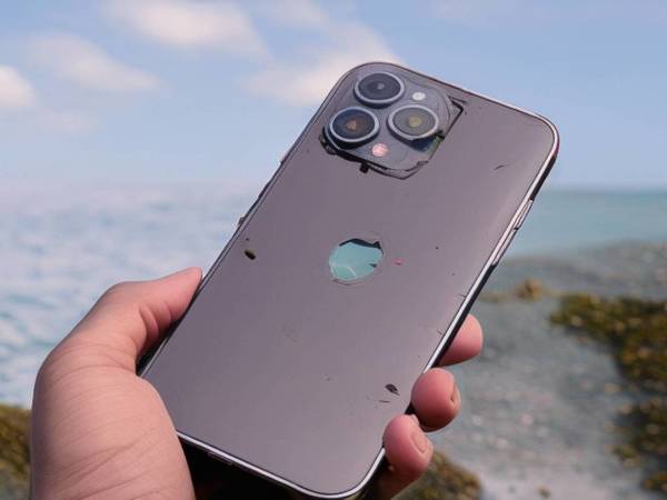 登機證影相 Po IG 打卡？黑客憑一點幾秒起底個人資料 附正確遮蓋教學