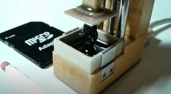 世上最細 3D 打印機出爐 體積只有手指頭大小