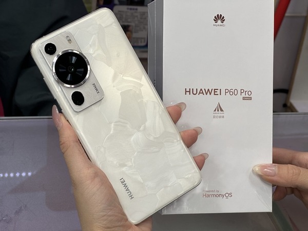 Huawei P60 Pro 水貨開賣！洛可可白都有貨