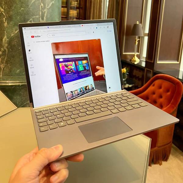Lenovo Rollable 屏幕技術手機 Notebook 首次在港現身