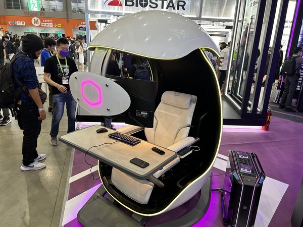 【Computex 2023】土豪級電競體驗 全新 Cooler Master ORB X 多功能電競椅