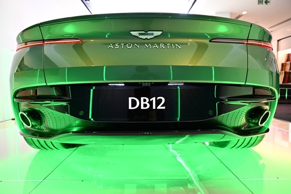 Aston Martin DB12 香港發佈　定義全新超跑標準