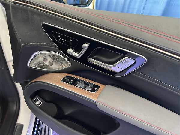 【實試】豪華配置 Benz EQS SUV  馬力舒適度同時兼備