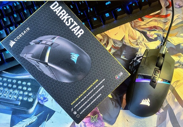 【開箱評測】Corsair Darkstar 無線電競滑鼠 手感扎實兼具 15組快捷按鈕配置