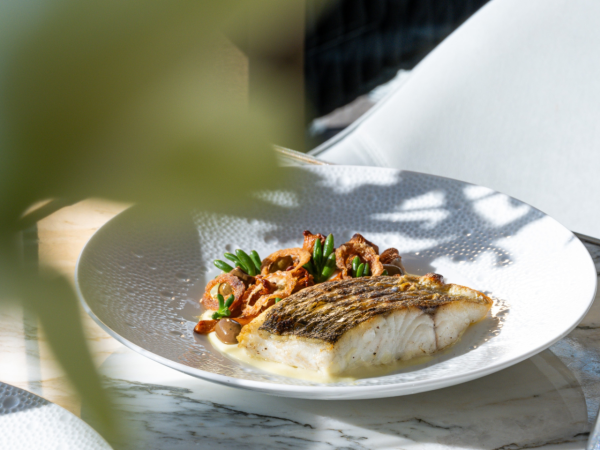 中環美利酒店下午茶自助餐買2送1!人均$321歎Popinjays天台景/任食意式甜點+送氣泡酒