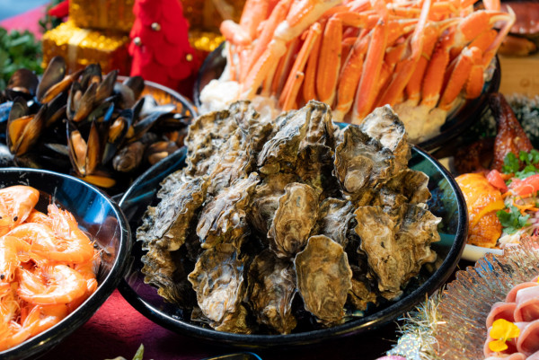 北角海逸君綽酒店自助餐優惠|低至55折!人均$279任食即開生蠔/和牛燕窩晚餐/聖誕開放預訂