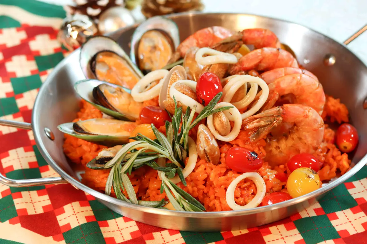 北角歷山酒店自助餐優惠｜聖誕自助餐買2大送1細！人均$257任飲紅酒／宮廷風打卡