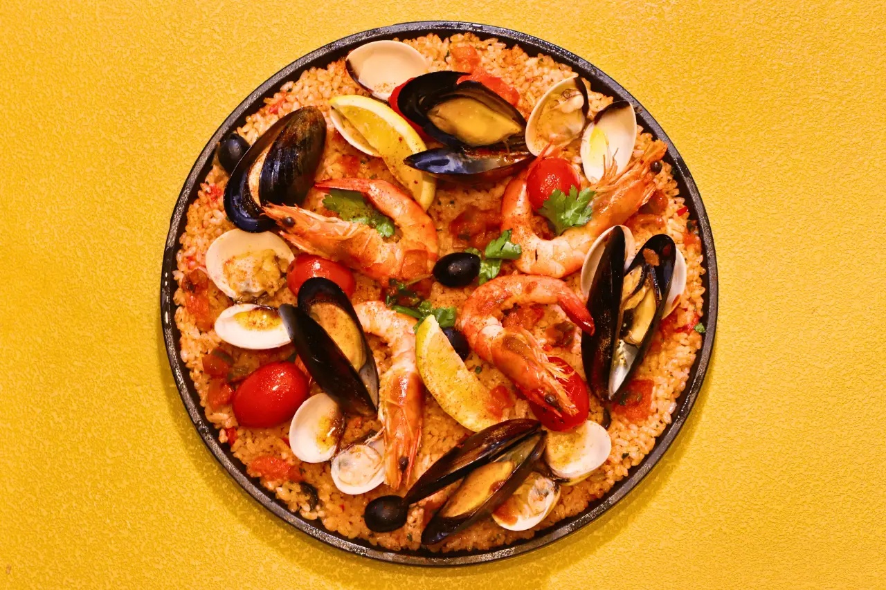 北角海逸酒店自助餐買一送一！人均$281任飲氣泡酒／紅白酒！綠怡咖啡廳早午餐／晚餐優惠