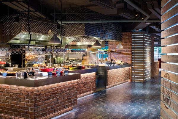 銅鑼灣柏寧酒店PLAYT自助餐買2送一!人均$344任食鱈蟹腳/原隻鮑魚/12月晚市歎龍蝦生蠔