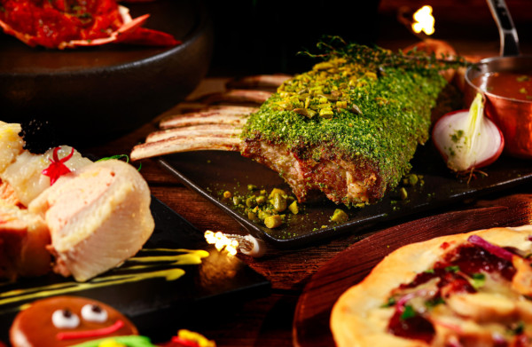 銅鑼灣柏寧酒店PLAYT自助餐買2送一!人均$344任食鱈蟹腳/原隻鮑魚/12月晚市歎龍蝦生蠔