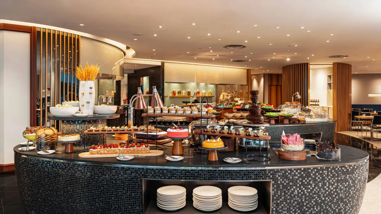 灣仔諾富特世紀酒店自助餐買一送一！人均$197任食海鮮／晚餐$300歎生蠔＋小火鍋